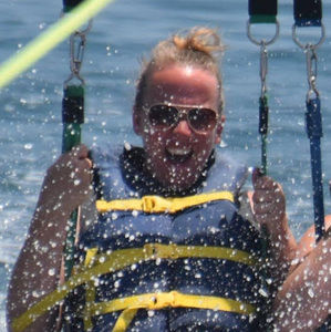 Meet your Posher, Janet